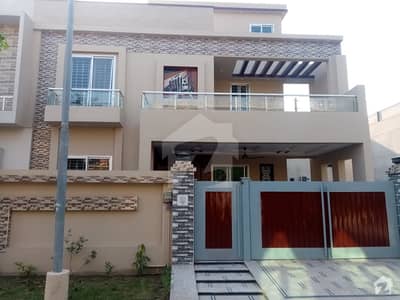 10 Marla House Available For Sale In DC Colony 10 Marla House Available For Sale In DC Colony