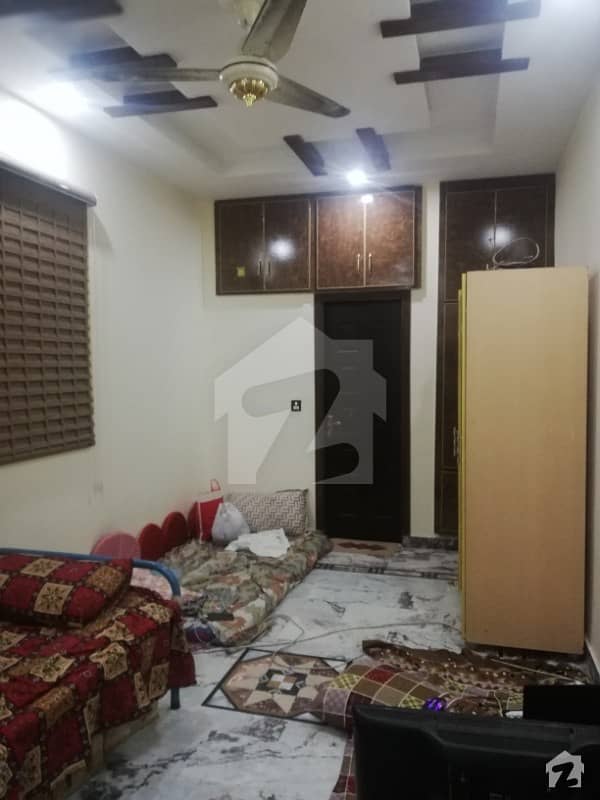 گلریز ہاؤسنگ سکیم راولپنڈی میں 4 کمروں کا 5 مرلہ مکان 13.5 کروڑ میں برائے فروخت۔