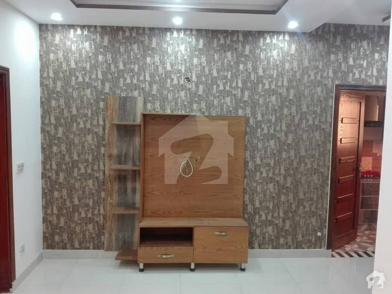 Bahria Town 5 Marla House Up For Rent