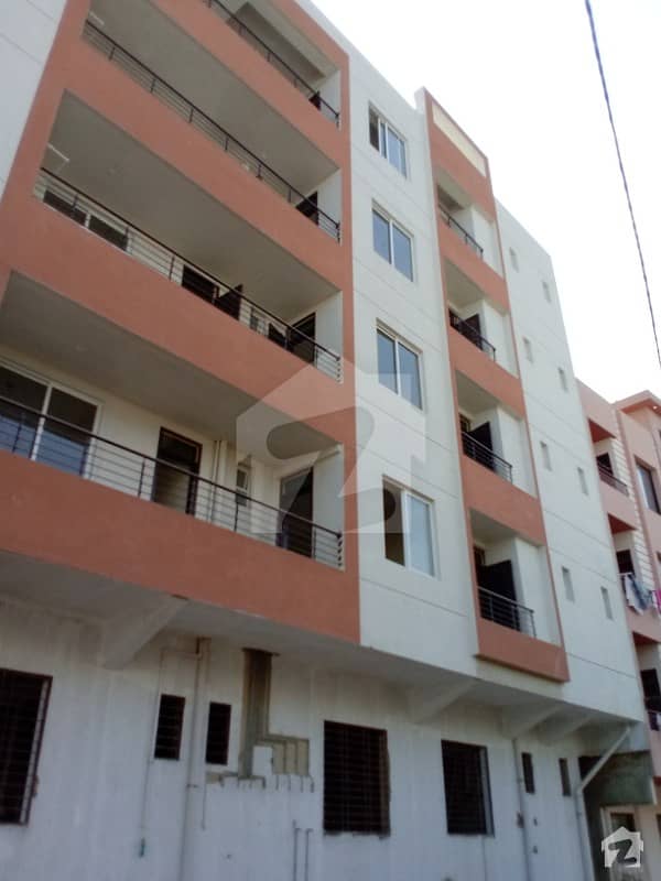 720  Square Feet Upper Portion Ideally Situated In GulistanEJauhar