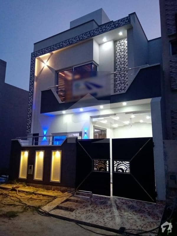 الکبیر ٹاؤن رائیونڈ روڈ لاہور میں 3 کمروں کا 3 مرلہ مکان 75 لاکھ میں برائے فروخت۔