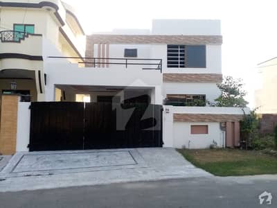 10 Marla House In DC Colony For Sale 10 Marla House In DC Colony For Sale