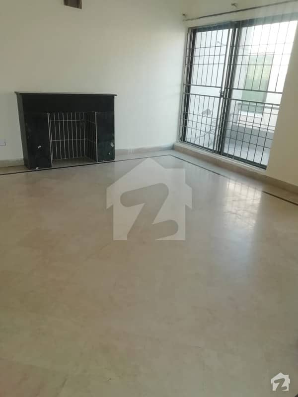 Al Habib Property Offers 1 Kanal Upper Portion For Rent In Dha Lahore Phase 4 Block Dd