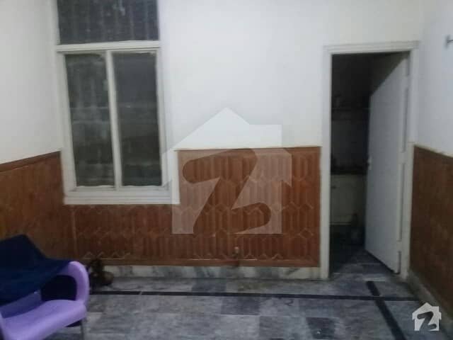 Flat For Sale Situated In Murree Road