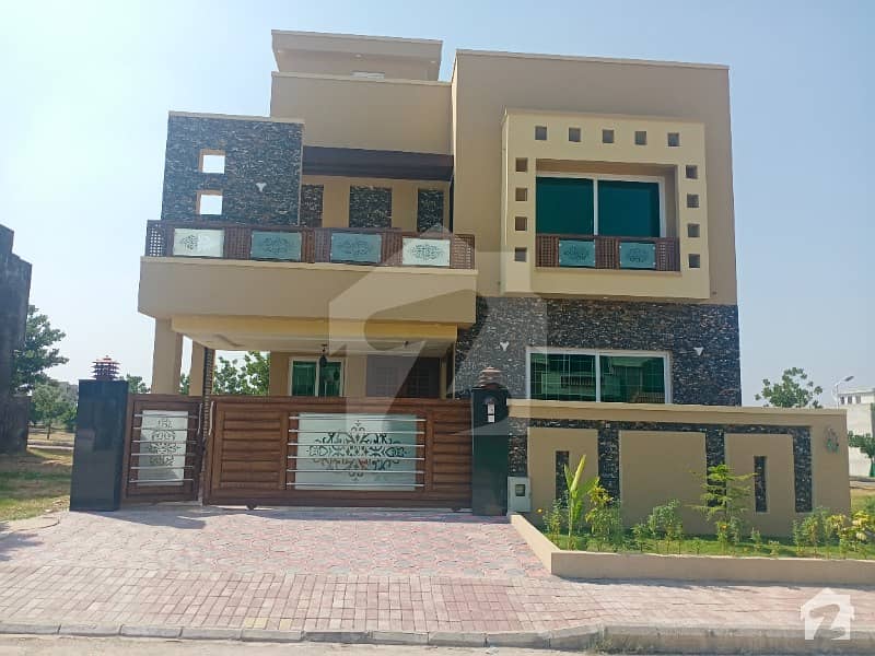 Your Dream Beautiful Boulevard  Back Open House For Sale In Bahria Town
