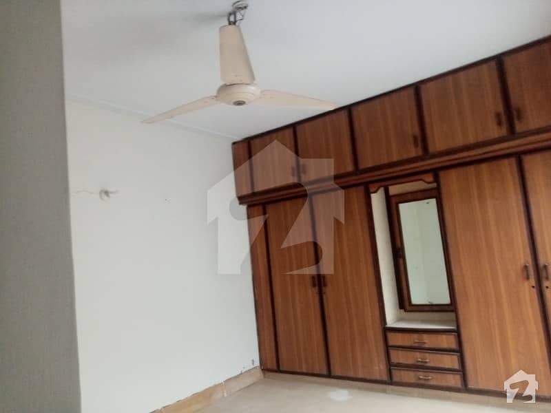 Lower Portion For Rent At Ayesha Street Old Muslim Town Lower Portion For Rent At Ayesha Street Old Muslim Town