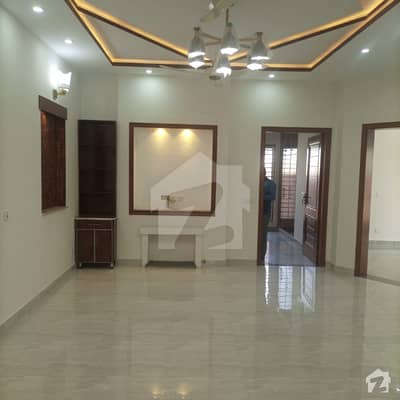 آئی ای پی انجینئرز ٹاؤن لاہور میں 5 کمروں کا 10 مرلہ مکان 2 کروڑ میں برائے فروخت۔ آئی ای پی انجینئرز ٹاؤن لاہور میں 5 کمروں کا 10 مرلہ مکان 2 کروڑ میں برائے فروخت۔