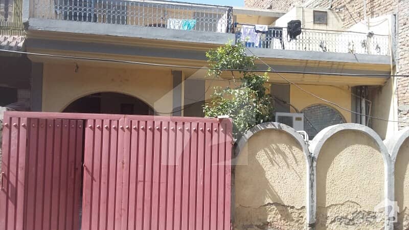 Double Portion House Available For Sale In Bangash Colony