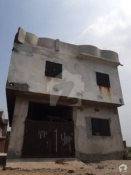 گلفشاں ٹاؤن لاہور میں 7 کمروں کا 5 مرلہ مکان 26 لاکھ میں برائے فروخت۔