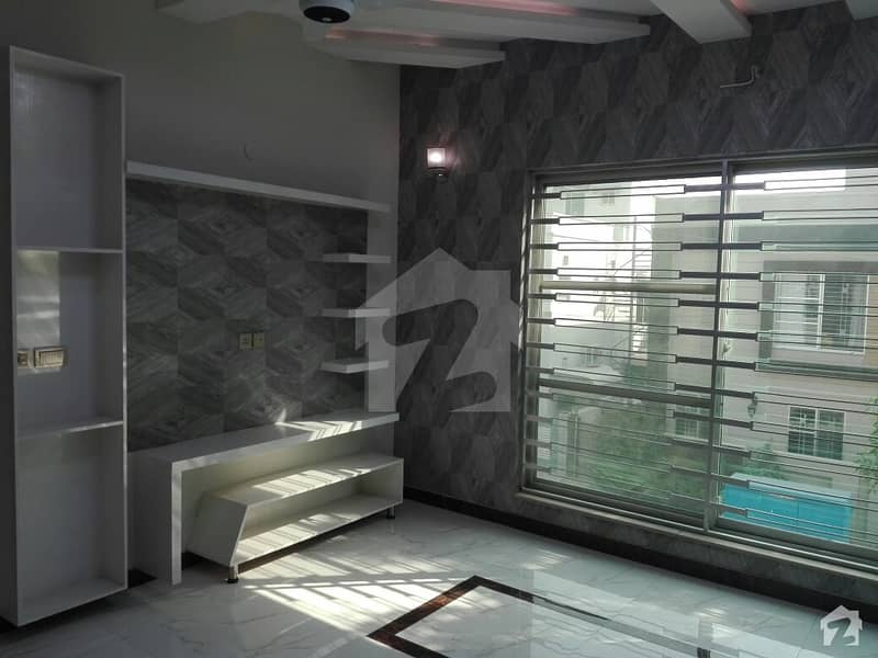 10 Marla House In Bahria Town 10 Marla House In Bahria Town