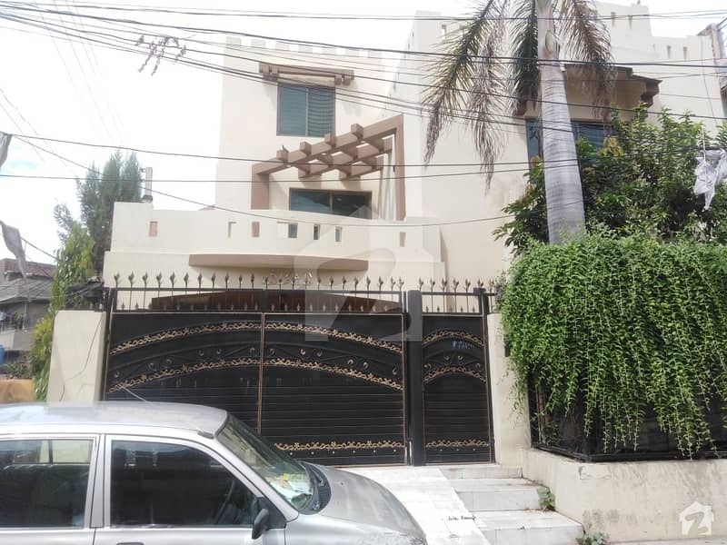 House Available For Sale In Gulshan-e-Ravi