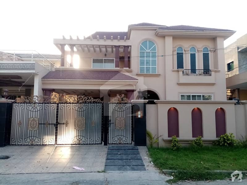 1 Kanal House For Sale In DC Colony