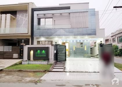 11 Marla Brand New Corner House With 6 Bedrooms Is For Sale Near Canal Road Doctors Hospital And G1 Market 11 Marla Brand New Corner House With 6 Bedrooms Is For Sale Near Canal Road Doctors Hospital And G1 Market