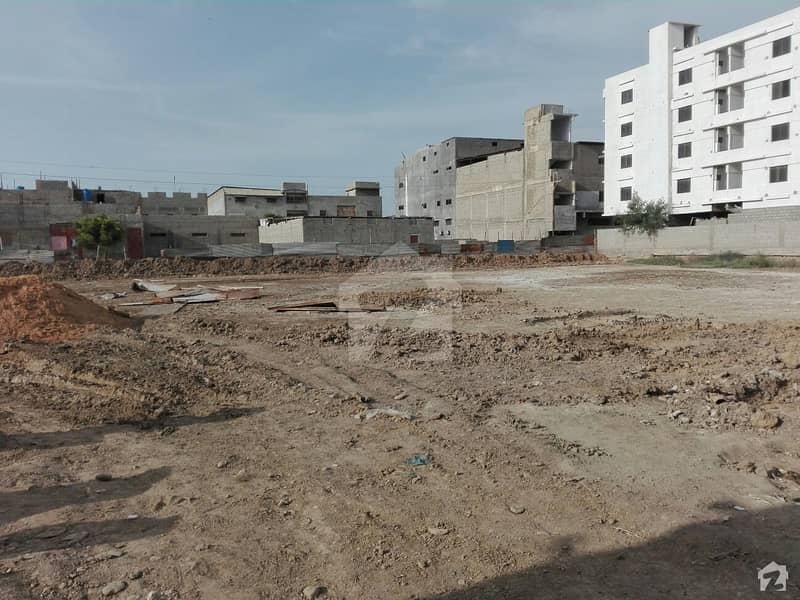 سُرجانی ٹاؤن گداپ ٹاؤن کراچی میں 2 کمروں کا 4 مرلہ فلیٹ 40.5 لاکھ میں برائے فروخت۔