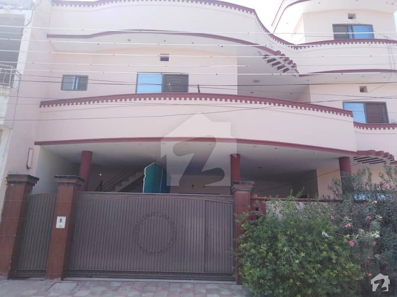 11 Marla House In Central Royal City Housing Scheme For Sale