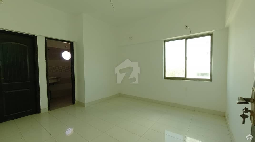 Flat Is Available For Sale In Areo Duplex