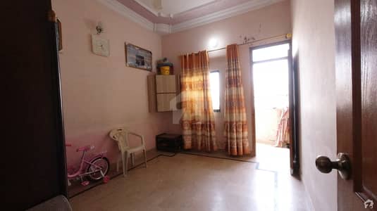 Road Facing 2nd Floor With Roof Portion For Sale In Federal B Area Block 8 Road Facing 2nd Floor With Roof Portion For Sale In Federal B Area Block 8