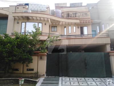 10 Marla Lower Portion In PCSIR Housing Scheme 10 Marla Lower Portion In PCSIR Housing Scheme