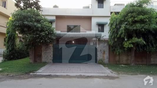 صدر کینٹ لاہور میں 7 کمروں کا 17 مرلہ مکان 4.5 کروڑ میں برائے فروخت۔ صدر کینٹ لاہور میں 7 کمروں کا 17 مرلہ مکان 4.5 کروڑ میں برائے فروخت۔