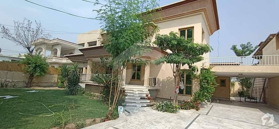 Hayatabad House Sized 2 Kanal Is Available
