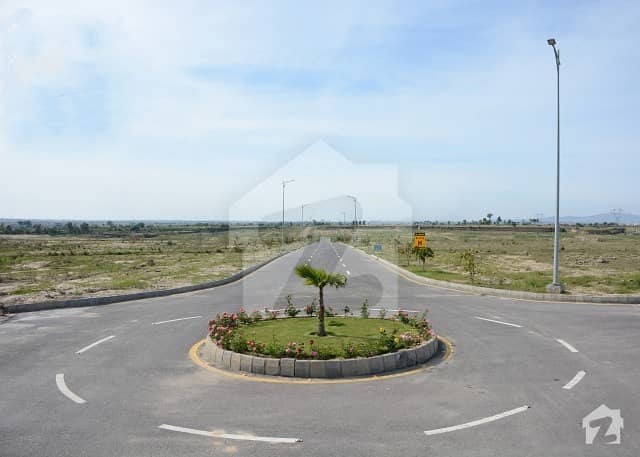 10 Marla Corner Prime Location Plot at 70 Feet Road For Sale in Block H Up Country Enclosures