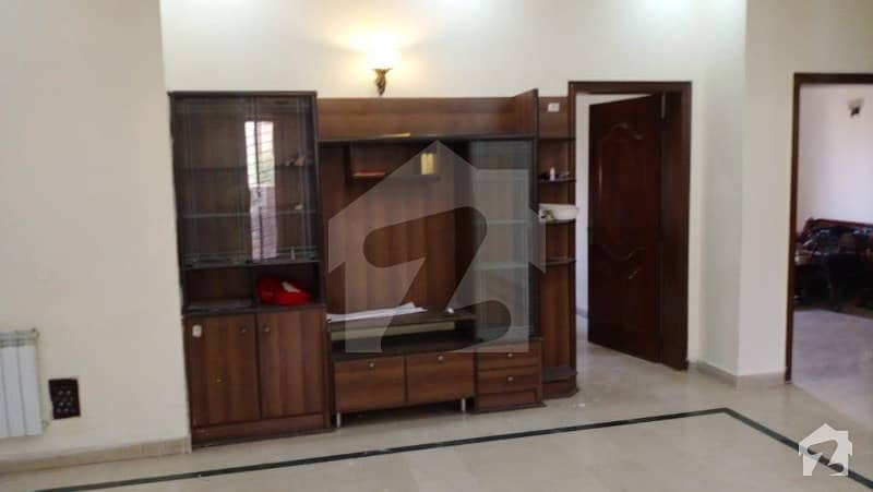 Kanal Corner Lower Portion With Separate Gate Available For Rent