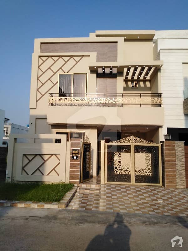 Brand New Triple Storey 5 Marla House For Sale Phase 1