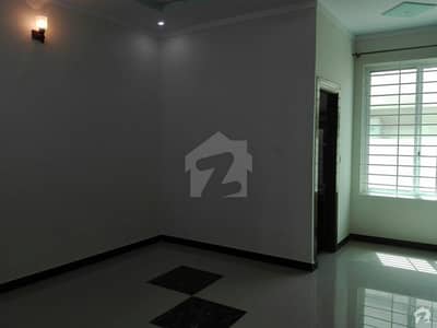 1800 Square Feet House Is Available For Sale 1800 Square Feet House Is Available For Sale