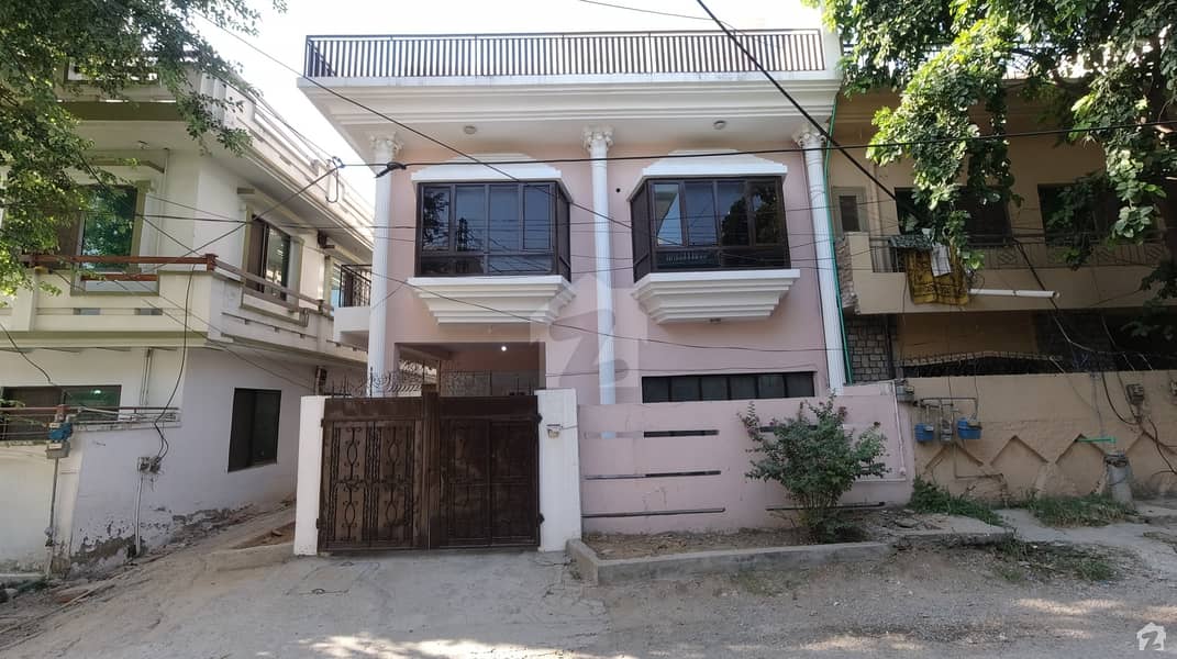 I-10 - Triple Storey House For Sale