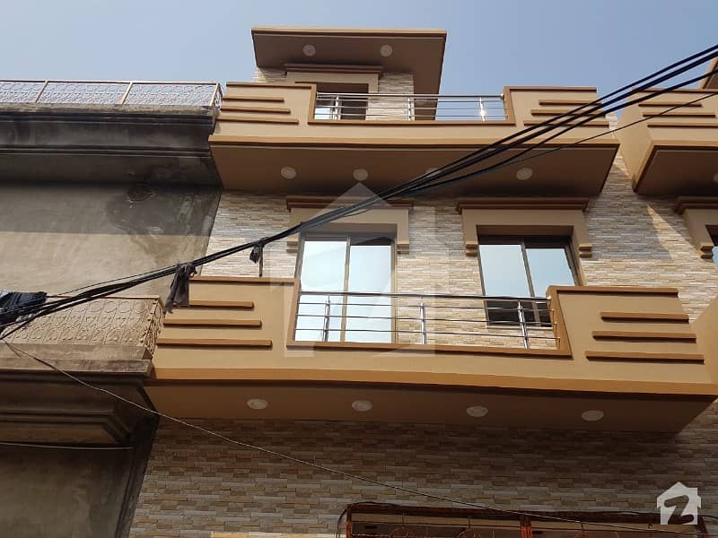 Luxury New Style 5 Marla Beautiful House For Sale In Heart Of Lahore 5 Beds Attach Baths