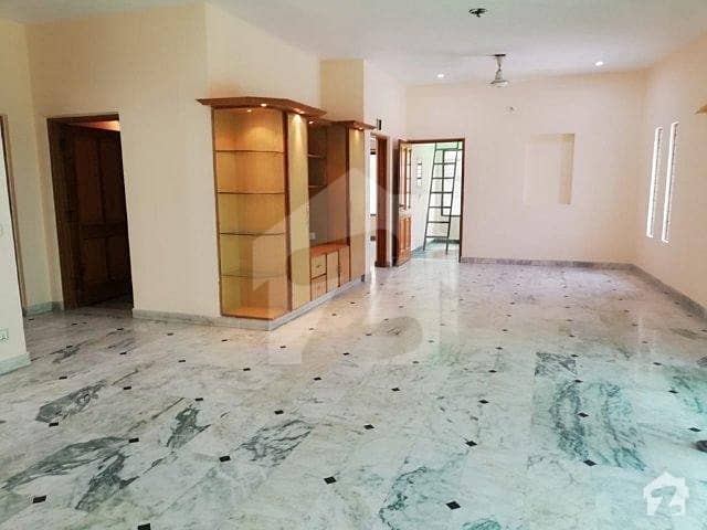 1 Kanal Upper Portion For Rent In Phase 2