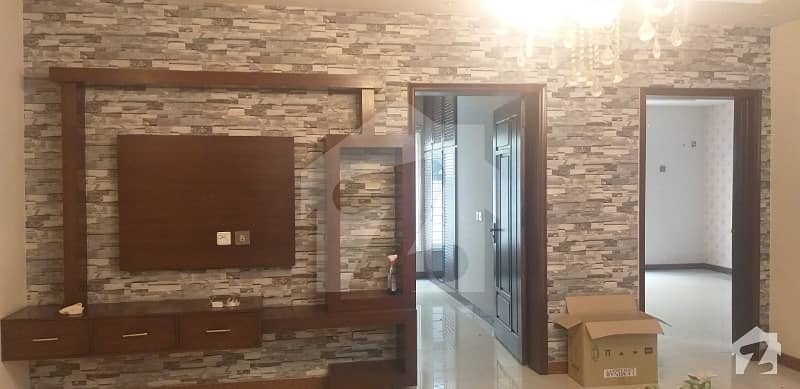 10 Marla Luxury House For Rent Bahria Town Lahore