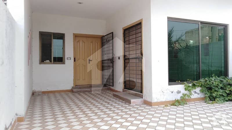 8 Marla One And Half Storey House For Sale In D Block Of Audit & Accounts Phase 1 Lahore