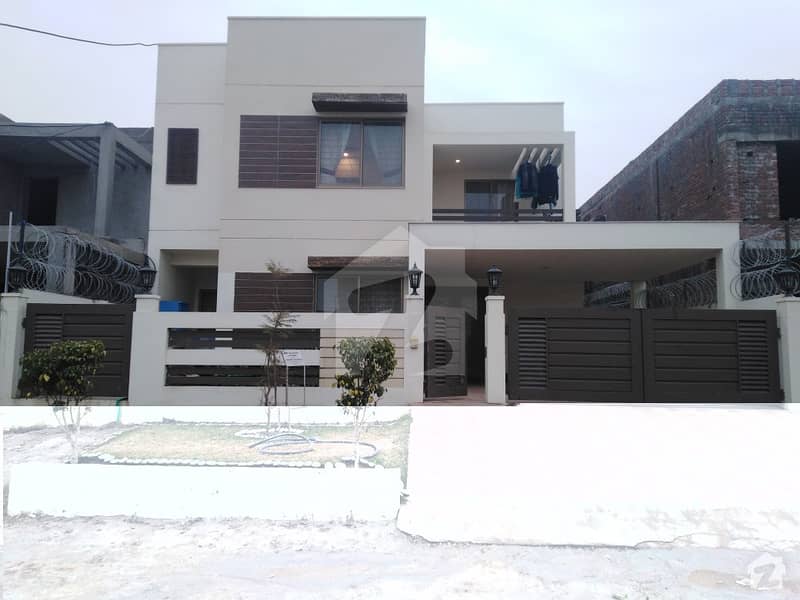 12 Marla Installment Villa For Sale