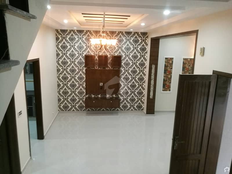 5 Marla House In College Road For Sale At Good Location