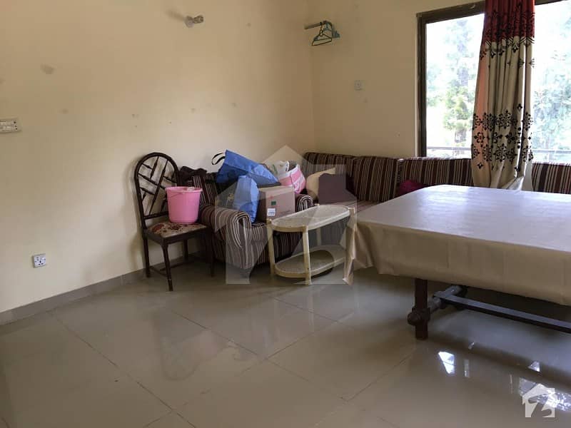 Fully Furnished Room For Rent