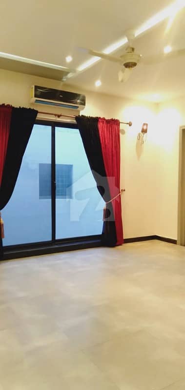 1 Kanal Home Available For Rent