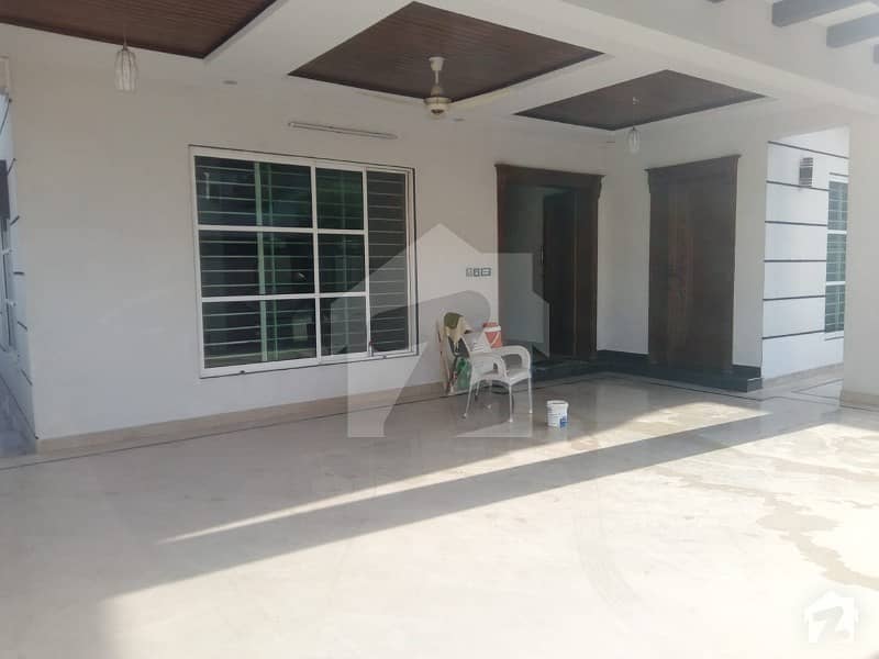 Phase 2 Kanal Upper Portion Available For Rent