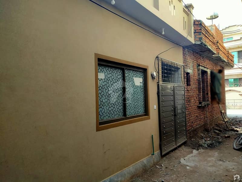 وکیل کالونی اسلام آباد ہائی وے راولپنڈی میں 2 کمروں کا 2 مرلہ مکان 32 لاکھ میں برائے فروخت۔