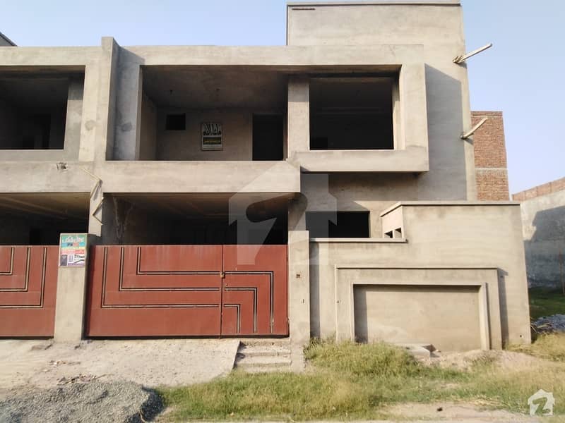 ایڈن آچرڈ فیصل آباد میں 5 مرلہ مکان 1.15 کروڑ میں برائے فروخت۔