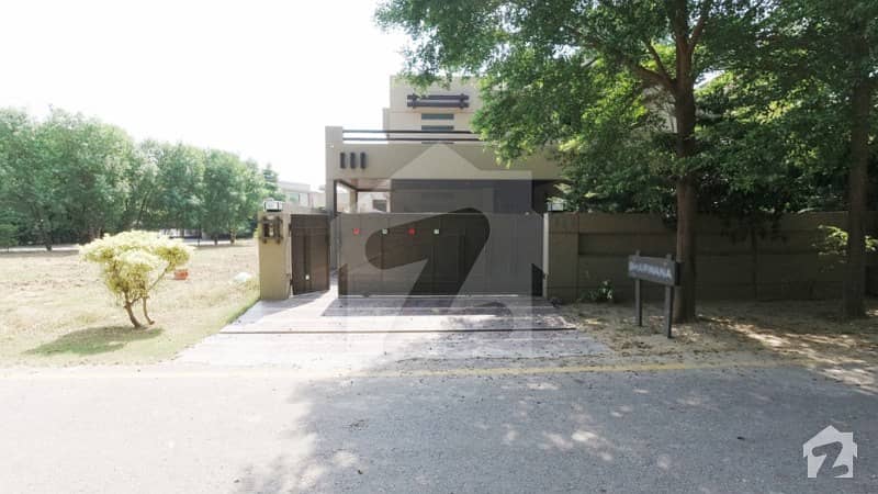 Luxurious 1 Kanal Owner Build Furnished House With Basement For Sale In Phase 1 D H A Lahore