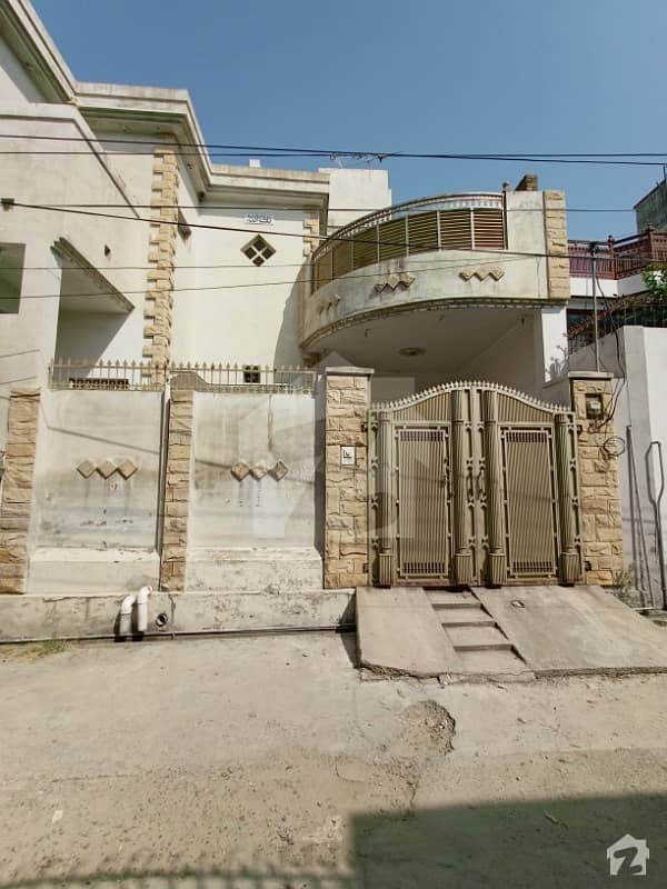 شکردرہ روڈ اٹک میں 7 کمروں کا 6 مرلہ مکان 75 لاکھ میں برائے فروخت۔