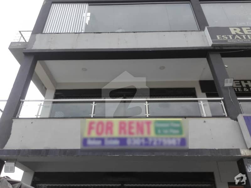 10 Marla Building In College Road For Rent