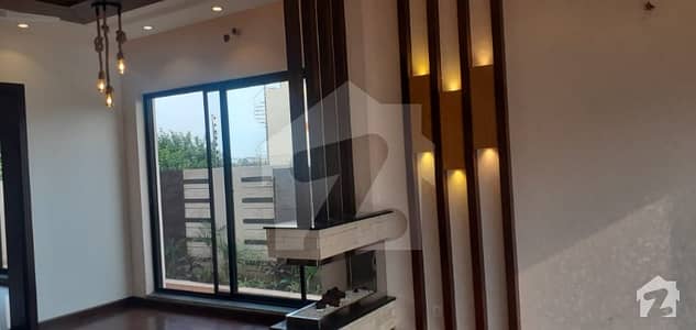 1 Kanal Brand New Upper Portion Available For Rent 1 Kanal Brand New Upper Portion Available For Rent