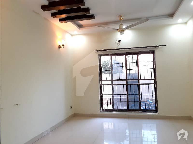 10 Marla Lower Portion For Rent In Block CC Sector D Bahria Town Lahore