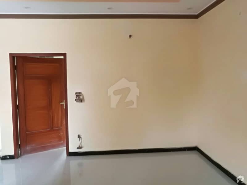 5 Marla House For Sale In Beautiful College Road