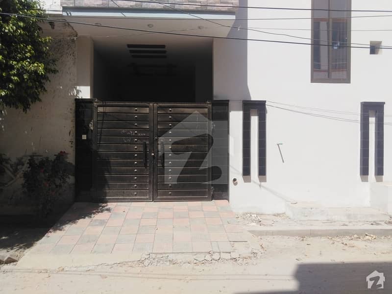 House Of 788  Square Feet In Allama Iqbal Town For Sale