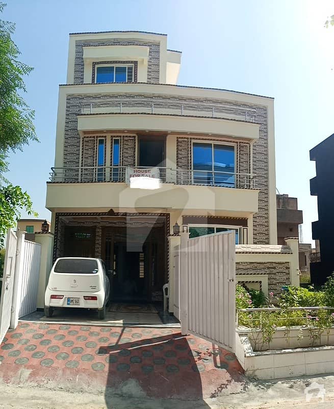 Brand New 25x40 House For Sale With 4 Bedrooms In G-13 Islamabad