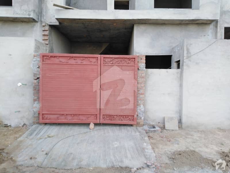 In Samundari Road House For Sale Sized 3.2 Marla Deens Paradise