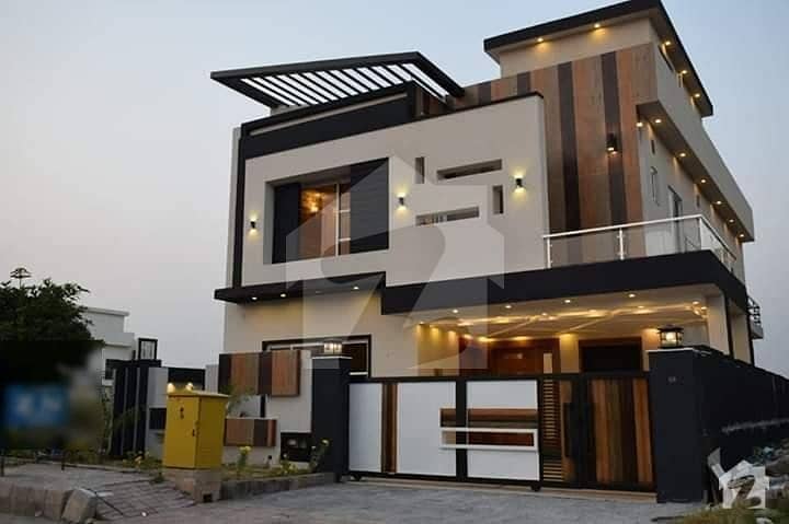 Bahria Phase 8 Prime Location House